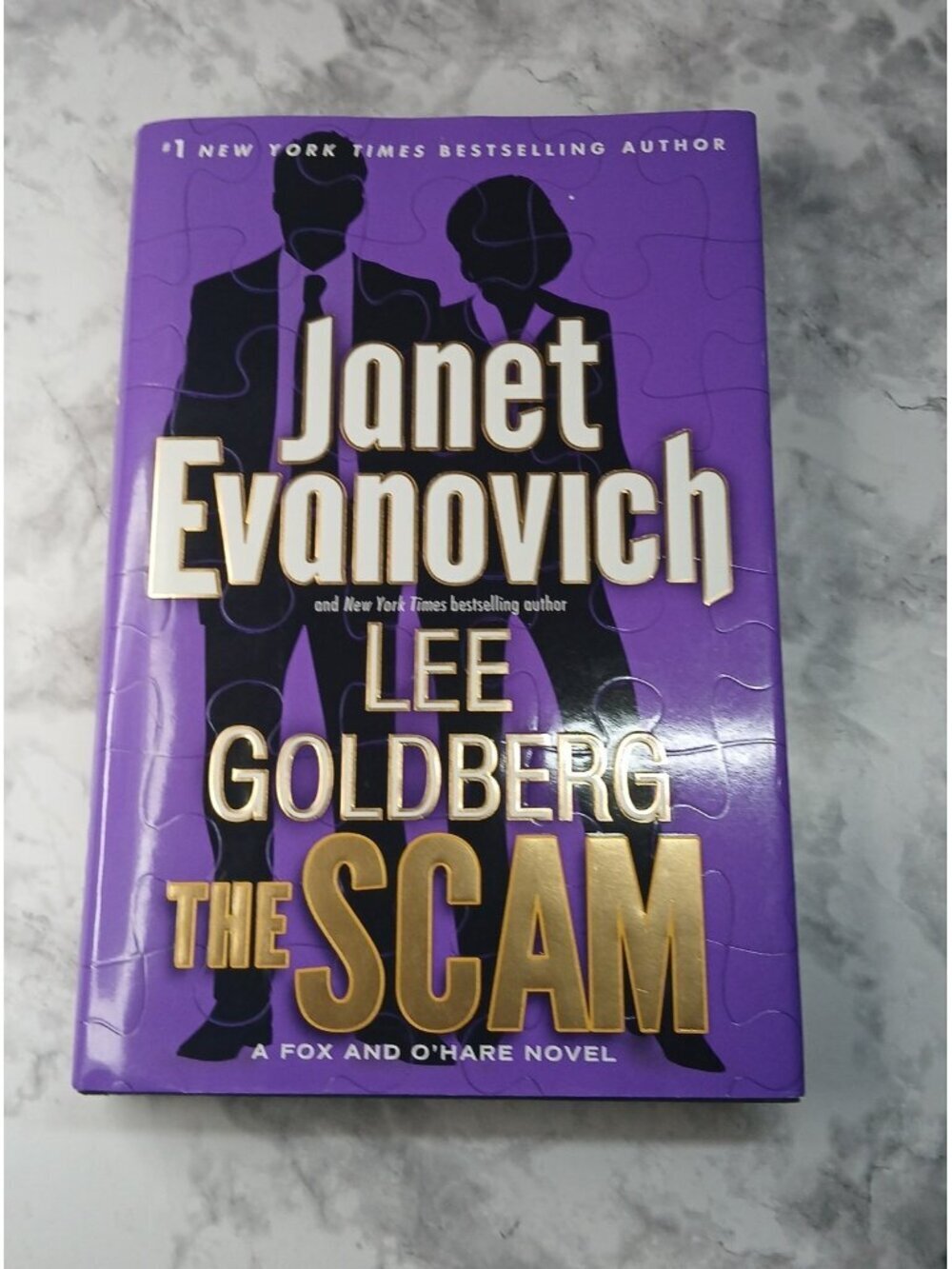 The Scam by Janet Evanovich & Lee Goldberg | Hardcover Fox & O’Hare Novel VG